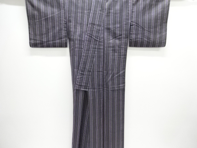  縞模様織出し単衣着物